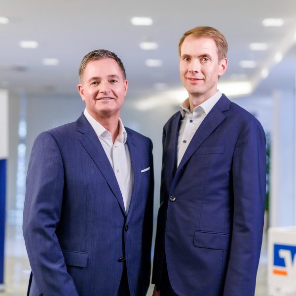 Matthias Kruse und Matthias Smit, Vorstand der Volksbank Bad Salzuflen